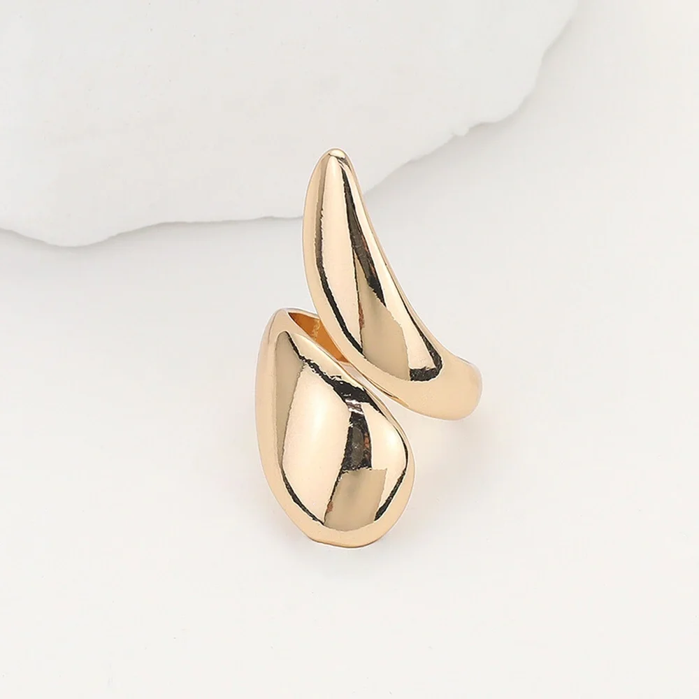 Gold or Silver Metal Teardrop Dome Cocktail Ring